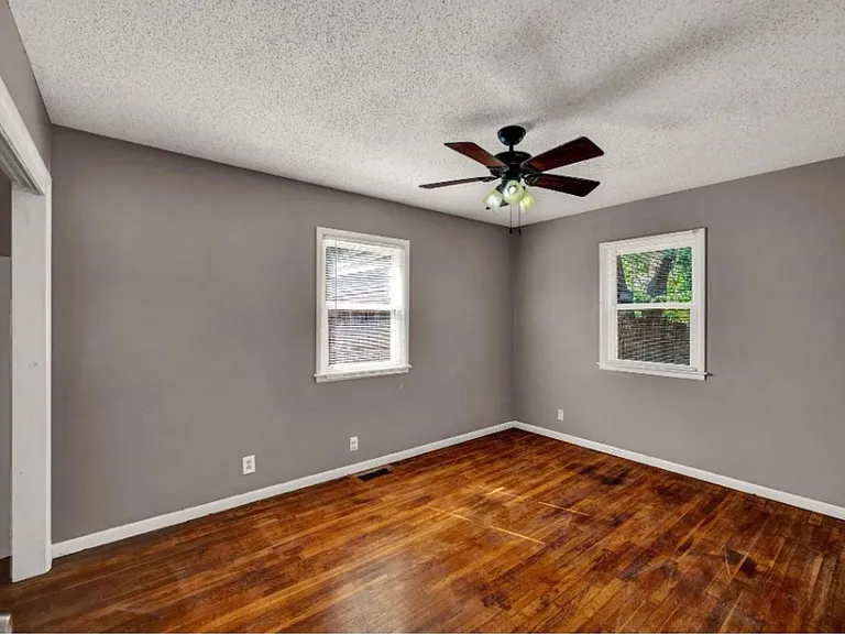 3125 SE Dupont St — Photo 13