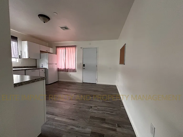 1462 W Saint Marys Rd #2 — Photo 6