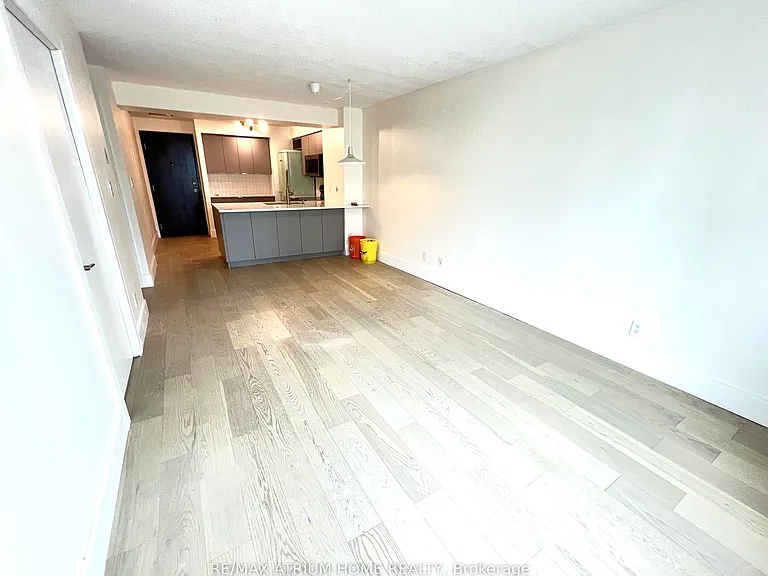 410 Queens Quay W #905 — Photo 27
