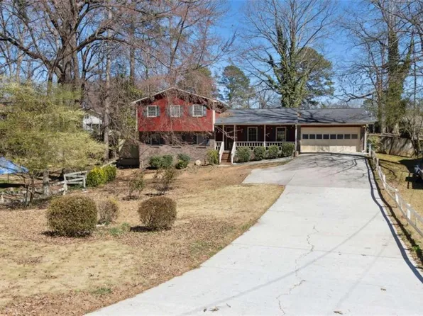6067 Dana Dr, Norcross, GA 30093