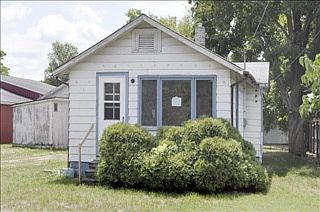 2nd image of 8396 E Michigan Ave