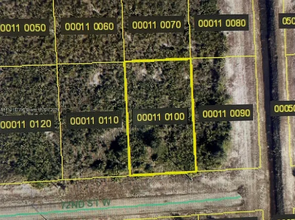 2902 72nd St W, Lehigh Acres, FL 33971