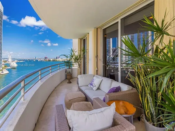 888 Brickell Key Dr, Miami, FL