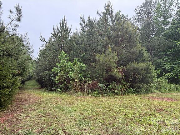 2nd image of 1761 Brown Rd