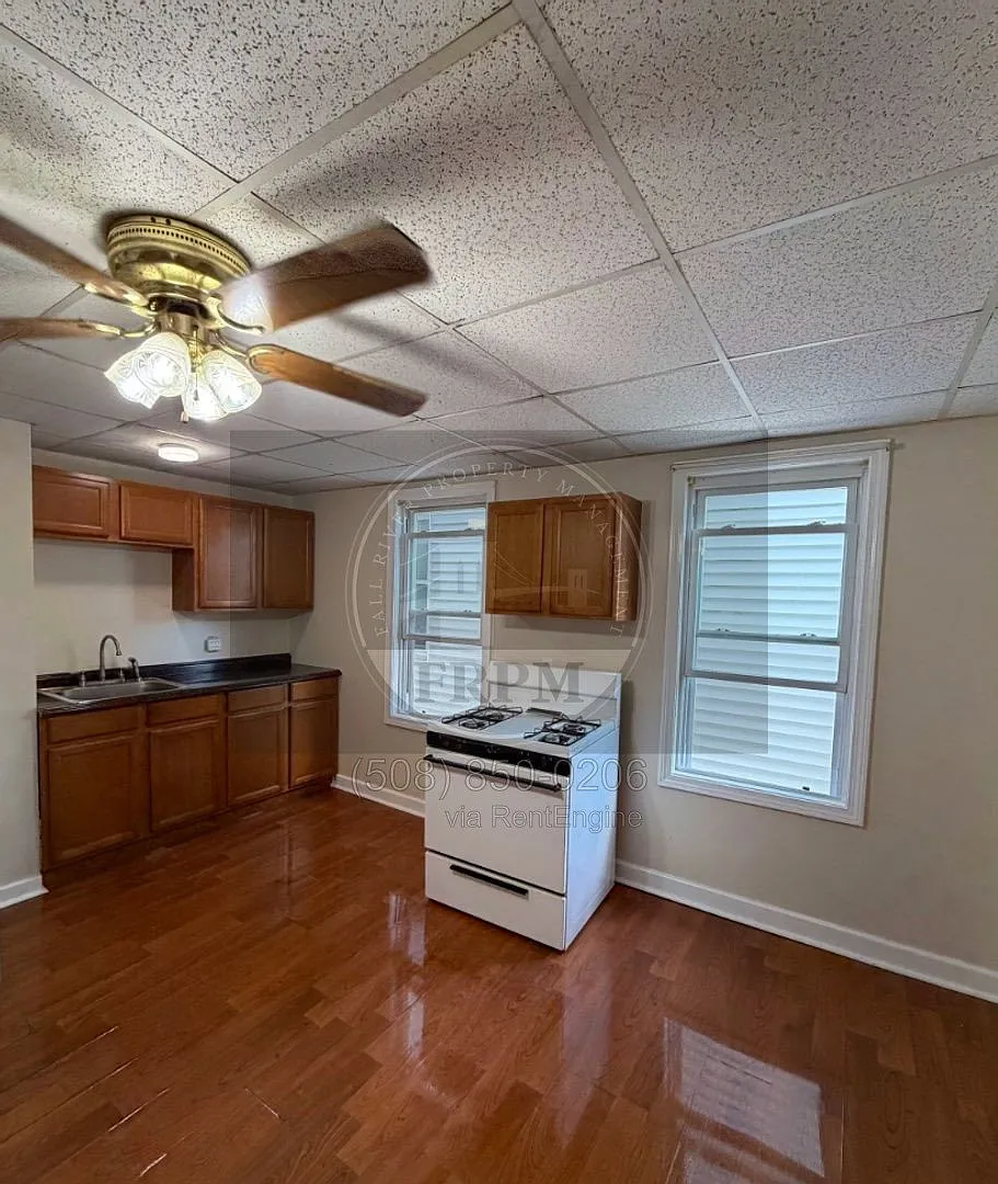 1 bed, 1.0 bath, $1,100 — Photo 1