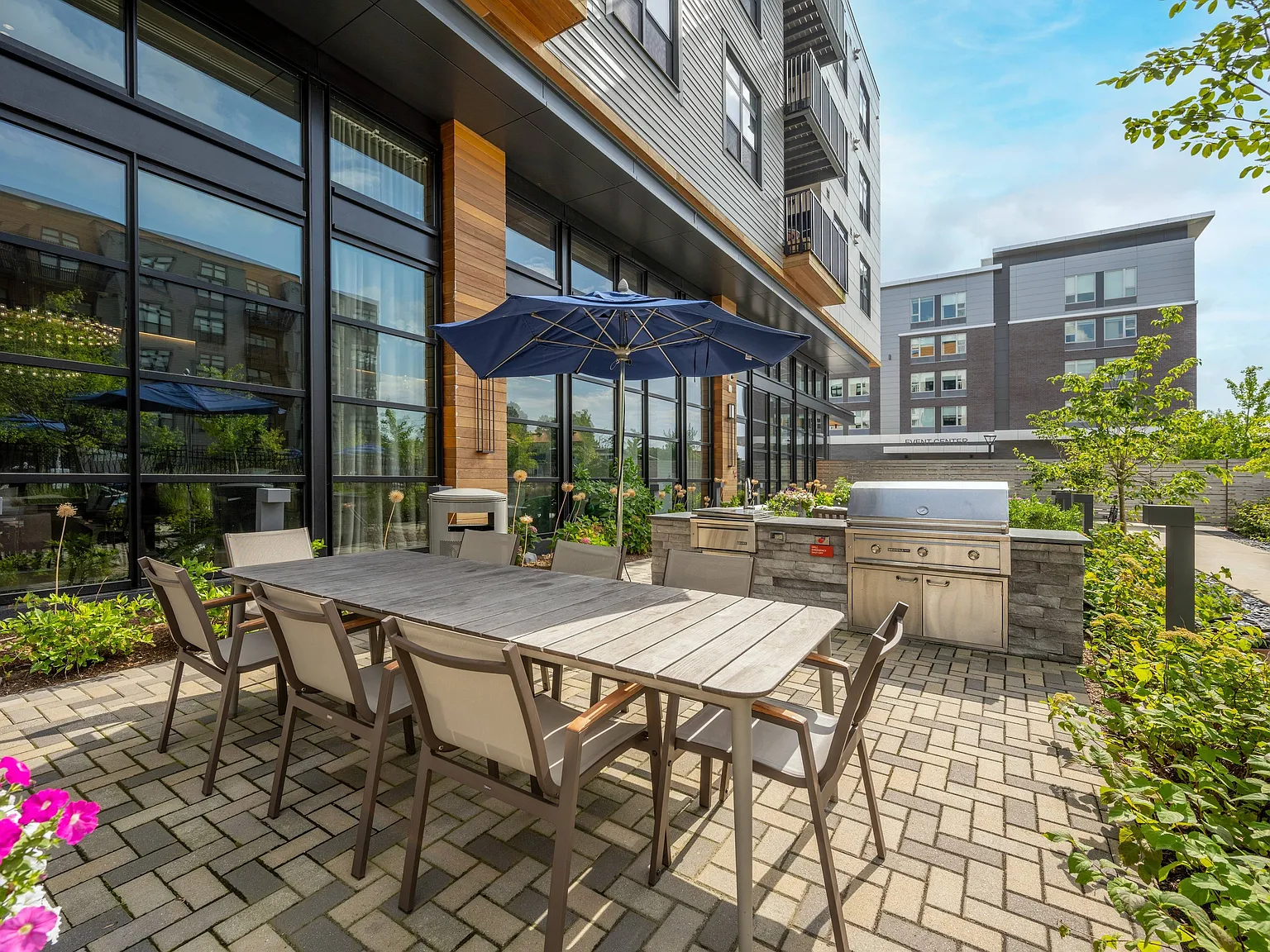 Avenu at Natick 62+ Active Adult Apartment Homes — Photo 4
