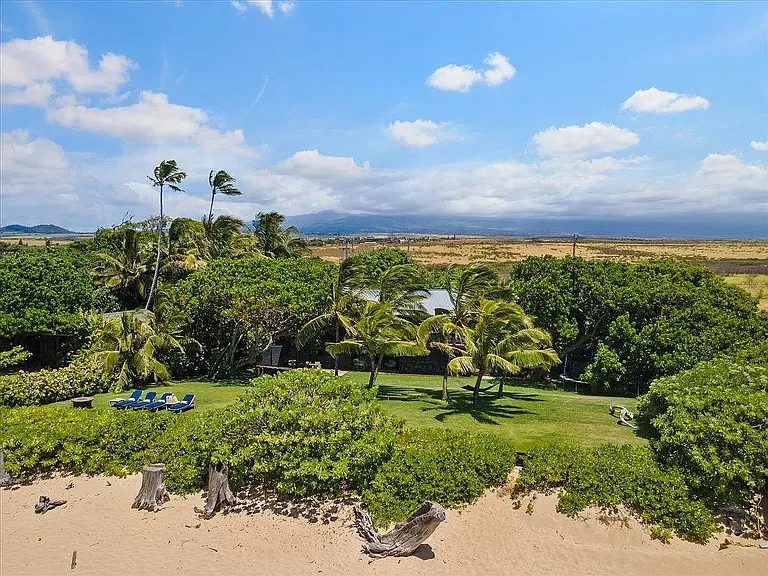 33 Hana Hwy — Photo 45