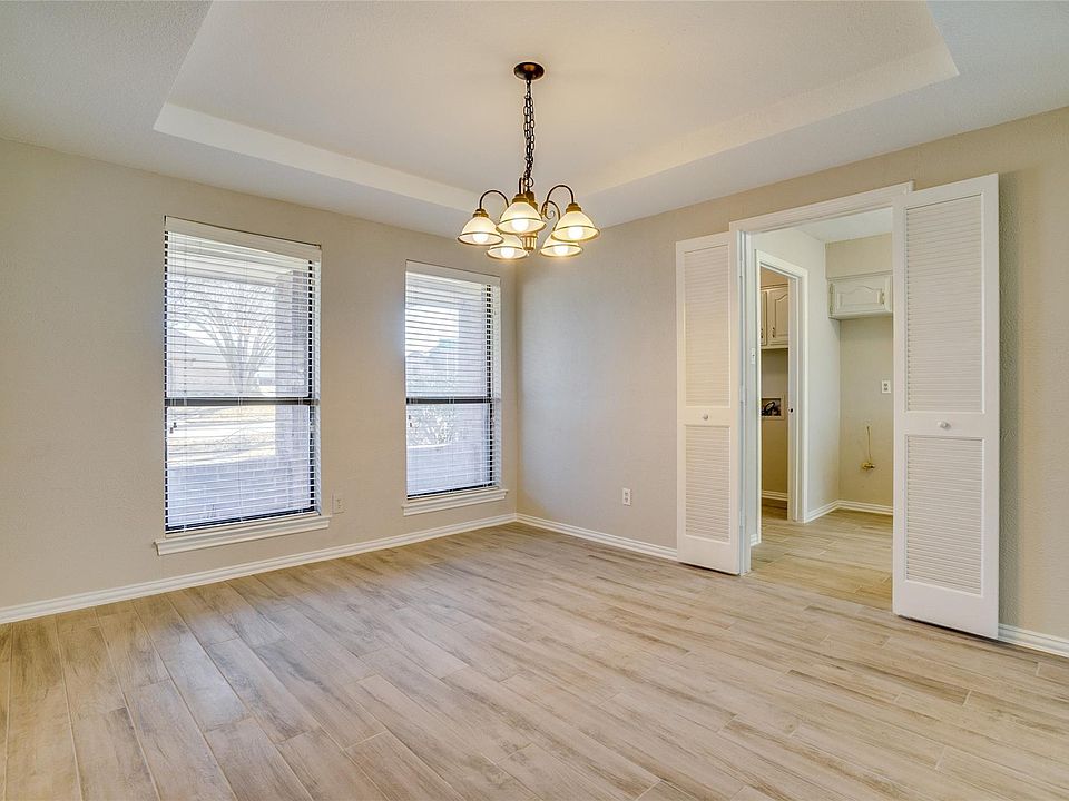 1st image of 3301 Darion Ln
