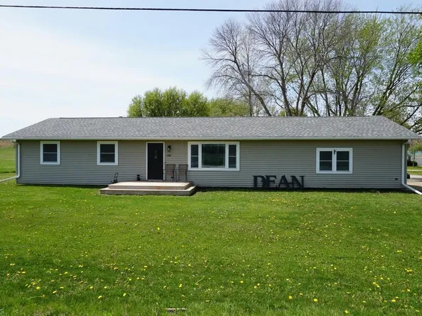 1500 Greeley St, Nashua, IA 50658