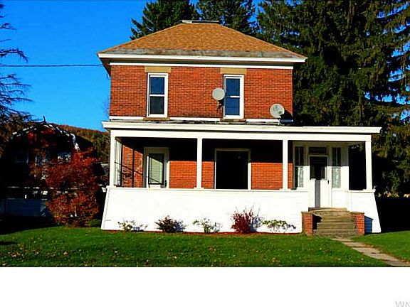 2nd image of 701 Erie St
