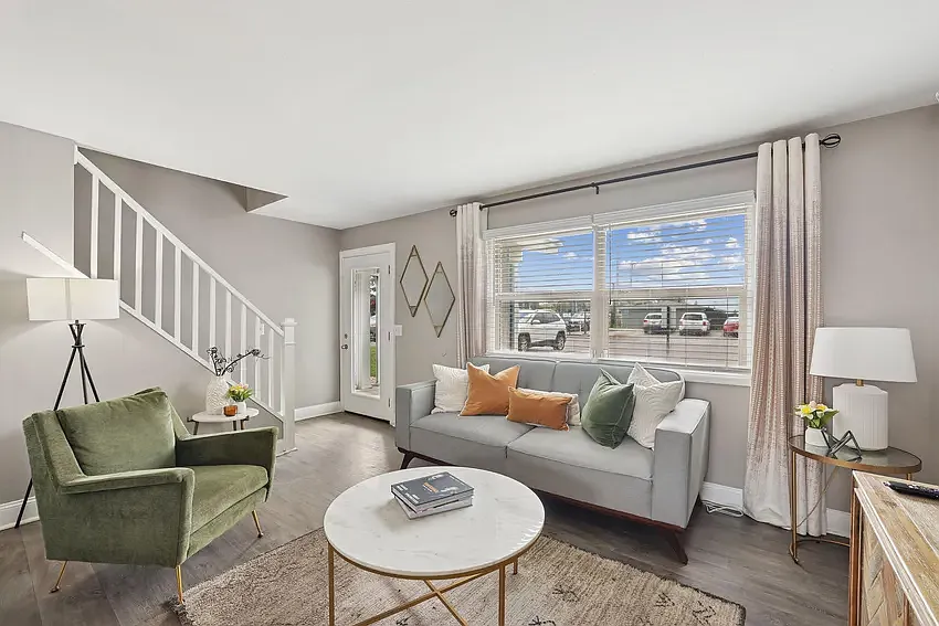 The Kensington Apartments — Photo 3