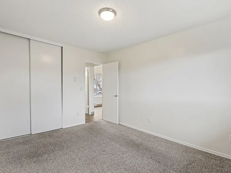 PARK PLACE APARTMENTS - YOUR HOME IS HERE! - UP TO 6 WEEKS FREE! PLUS $99 OAC MOVE-IN SPECIAL! — Photo 39
