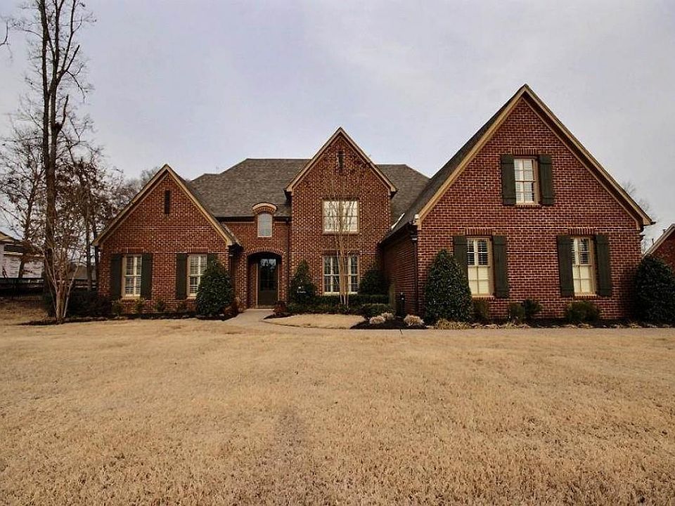 1st image of 345 Greenbrier Lakes Blvd