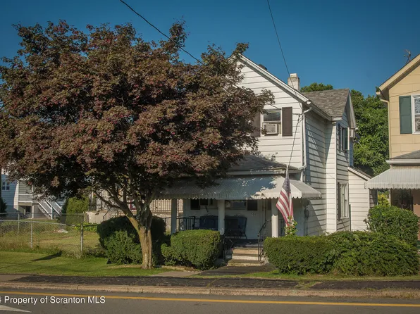 705 Cypress St, Throop, PA 18512