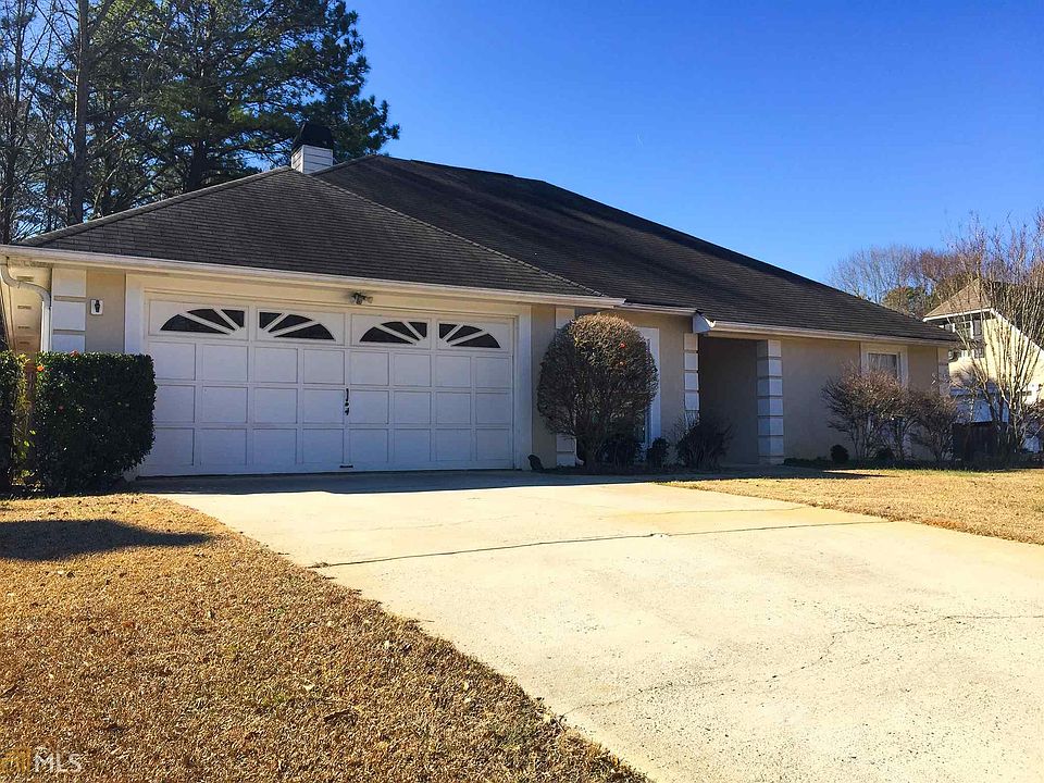 1st image of 50 Pine Meadow Dr