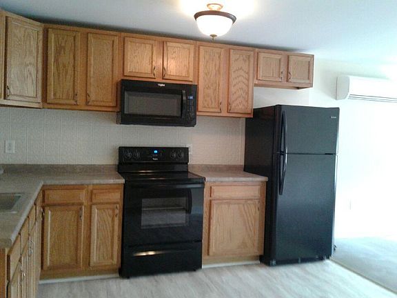 Kitchen in other side