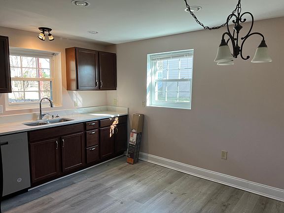 2nd image of 8104 Broadview Dr #B