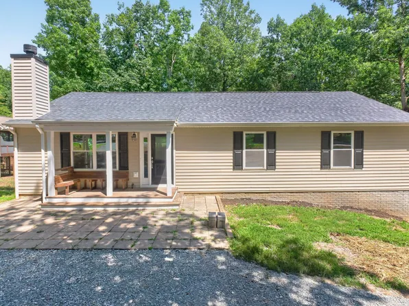 29 Marwood Dr, Palmyra, VA 22963