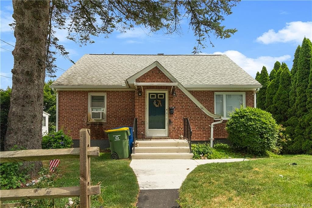 141 Bamford Ave, Watertown, CT 06779 Zillow