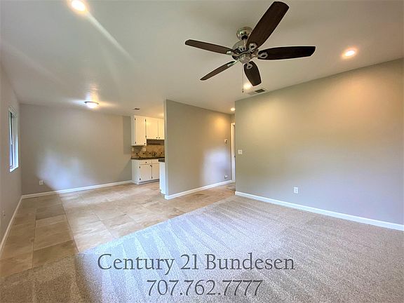 3rd image of 133 Vista View Dr
