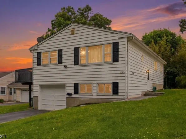 3 Summit Ave, Wharton Boro, NJ 07885