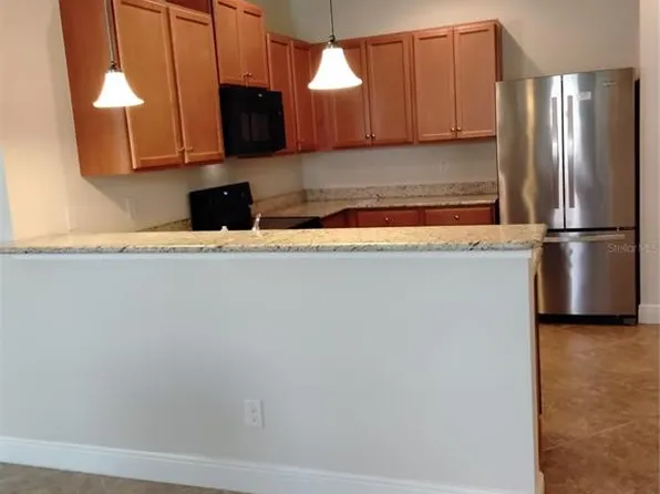 5473 Sunset Falls Dr, Apollo Beach, FL 33572