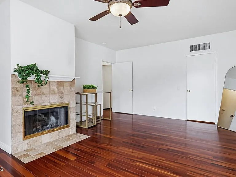 2680 Lake Ave #8 — Photo 19