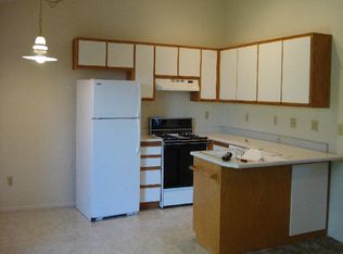 1902 Springbrook Rd APT A, Medford, OR 97504