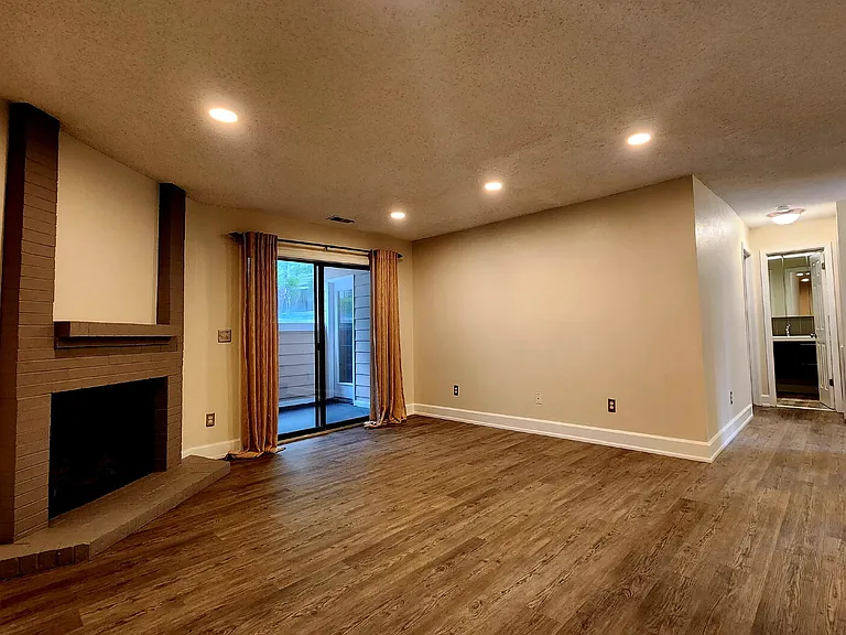 8376 S Upham Way #B105 — Photo 7