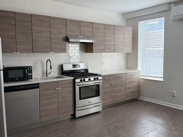 13 Cambridge Avenue image 2 of 14