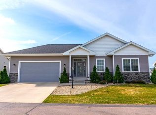 404 Bella Way, Sun Prairie, WI 53590