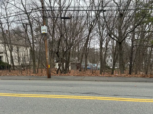 219 Montvale Ave, Woburn, MA 01801