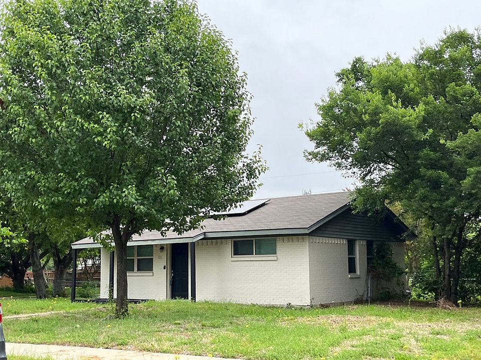 1st image of 800 Daffodil Dr