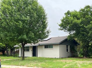 800 Daffodil Dr, Mesquite, TX 75149