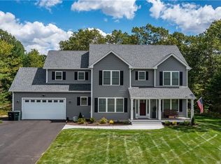 22 Cassidy Trl, Coventry, RI 02816