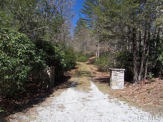 2nd image of 2428 Norton Rd