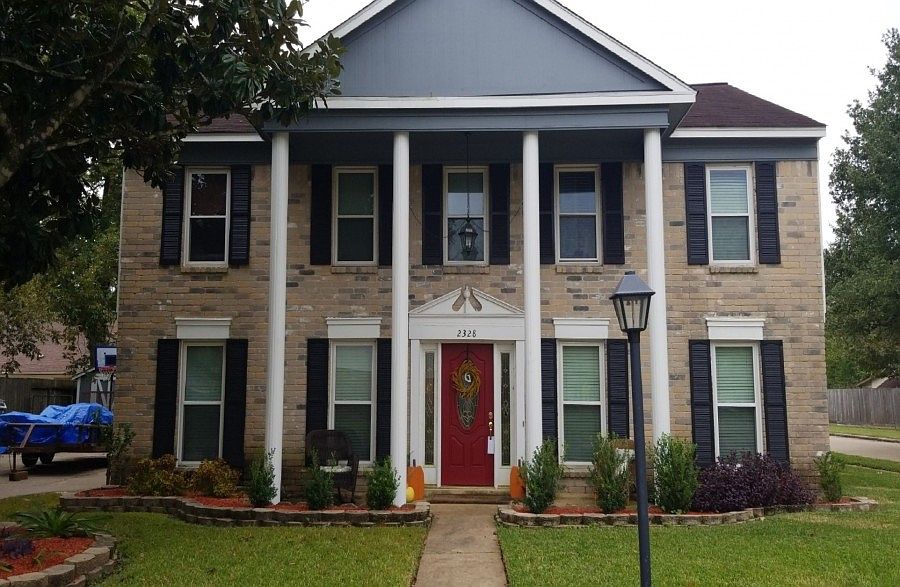 1st image of 2328 Colleen Dr