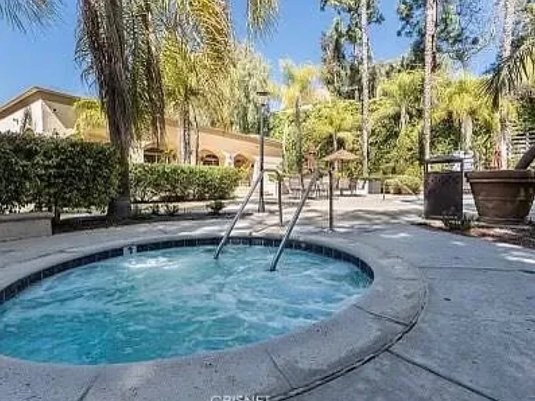 5200 Premiere Hills Cir #123 — Photo 21
