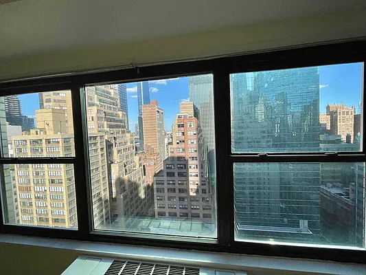 Rented by Olympia House Delaware LP | media 41