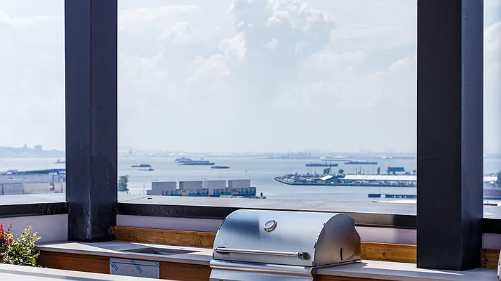 Rented by Nooklyn NYC LLC | media 18