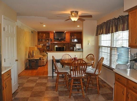 5th image of 6559 Mockingbird Ct