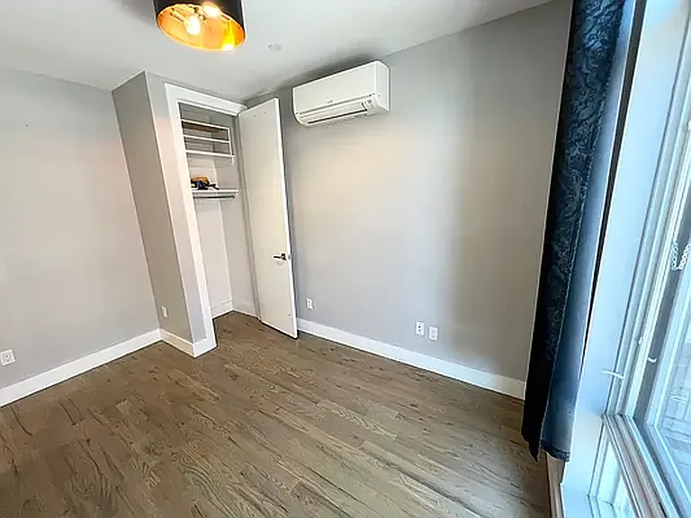615 E 17th St #4G — Photo 5