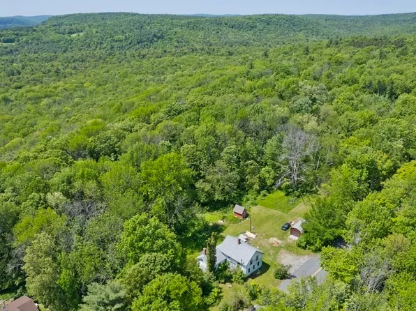 806 Colebrook River Rd, Tolland, MA 01034