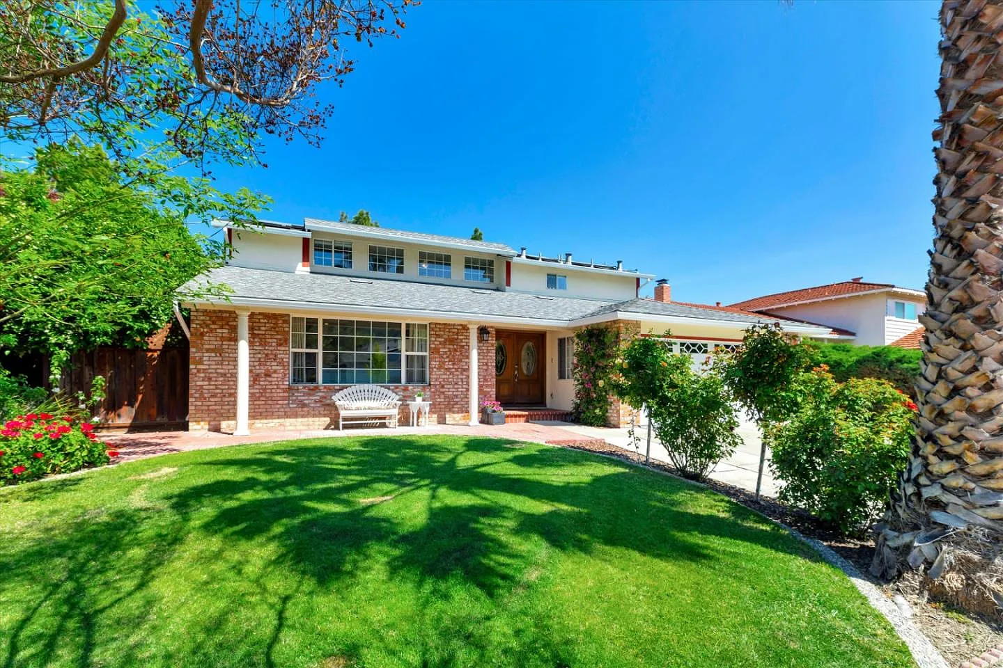 583 Suisse Dr photo 1