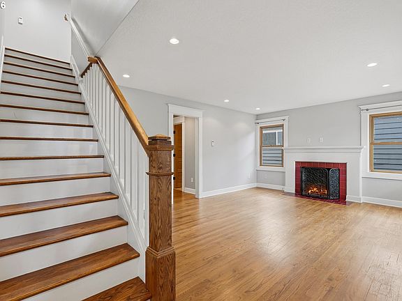 5th image of 7048 N Olin Ave