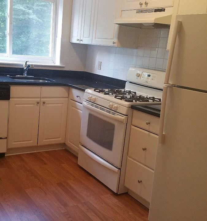 landlord_unit_photo_10320595_22