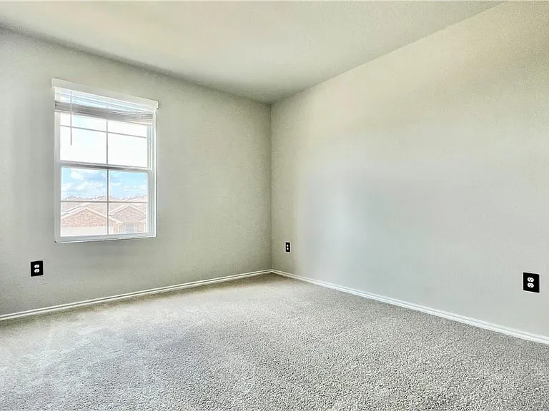 5913 Shanjia Dr — Photo 14