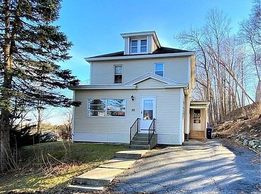 1st image of 30 Houghton Ct