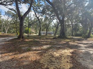 1053 NE 558th St, Old Town, FL 32680