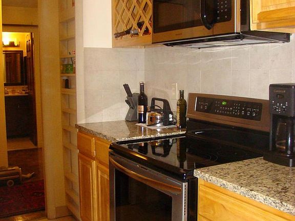 5th image of 1 E University Pkwy Unit 1003